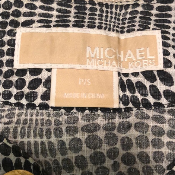 Michael Kors Lightweight Top - Picture 2 of 7